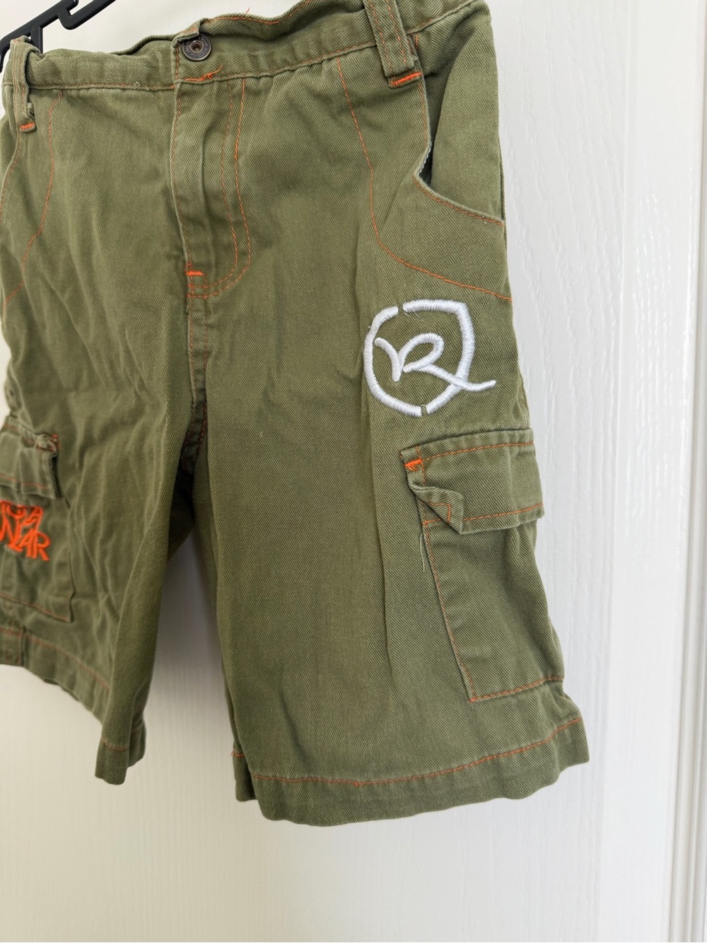 Rocawear Green Cargo Shorts - Picture 3 of 5
